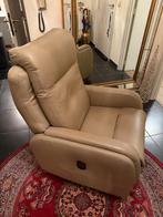 Nieuwe lederen relax zetel. Uitklapbaar naar ligstand, Huis en Inrichting, Fauteuils, Ophalen, Zo goed als nieuw