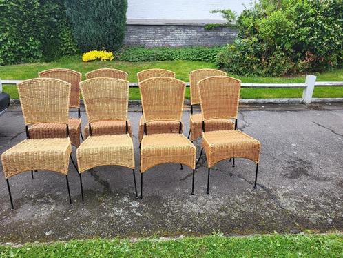 Lot van 8 gevlochten rieten stoelen ., Huis en Inrichting, Stoelen, Gebruikt, Ophalen