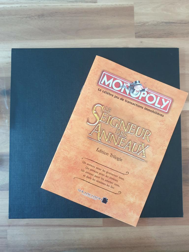 Jeu de société Monopoly LOTR Le Seigneur des Anneaux édition Trilogie