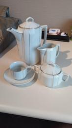 Antiek koffieservies, Ophalen
