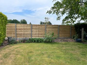 houten tuinscherm beschikbaar voor biedingen