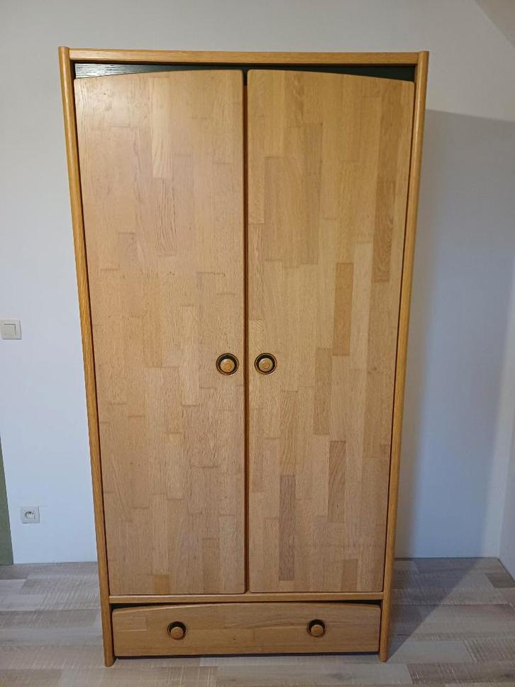 Kleerkast 2 deurs, Huis en Inrichting, Kasten | Kleerkasten, Zo goed als nieuw, Ophalen