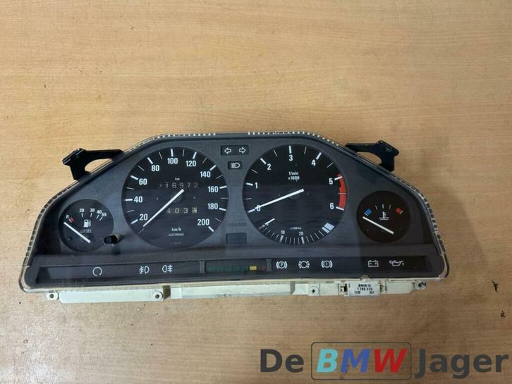 Instrumentenpaneel BMW 3-serie E30 Diesel 1386947, Auto-onderdelen, Dashboard en Schakelaars, BMW, Gebruikt, Ophalen of Verzenden