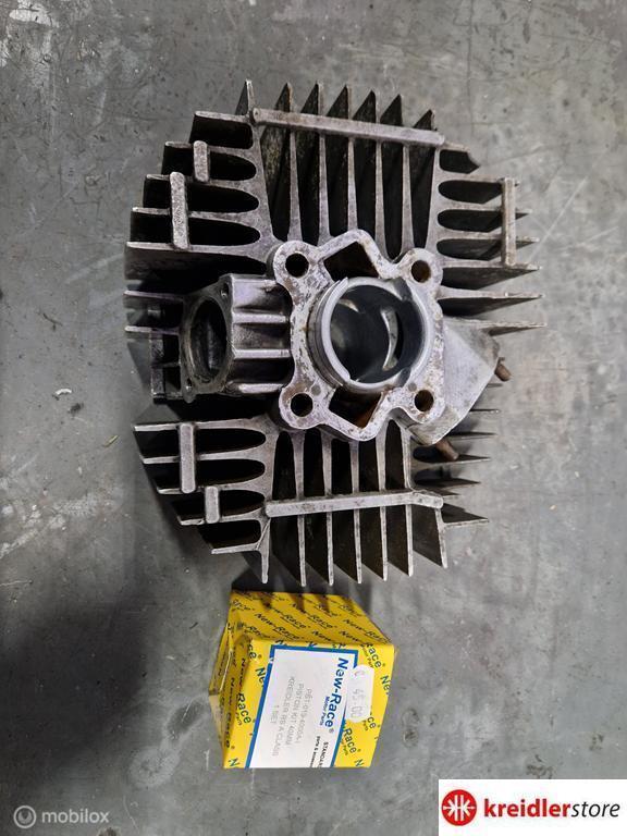 Kreidler RS 50cc Mahle cilinder 15-43-99 SB zeer nette staat, Vélos & Vélomoteurs, Pièces de cyclomoteur | Kreidler, Utilisé, Enlèvement ou Envoi