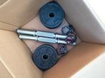 2 haltersets 10kg (samen 20 kg) + barbell stang 6 kg, Sports & Fitness, Enlèvement, Comme neuf, Jambes, Set d’haltères