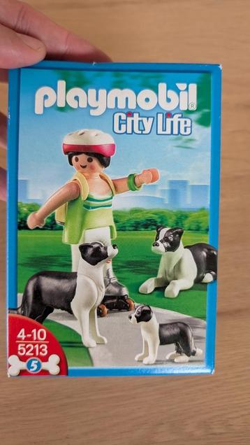Playmobil Border Collie Family - 5213 + Bloemenwinkel - 5639 beschikbaar voor biedingen