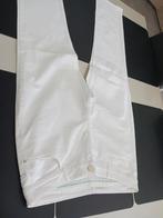 Witte jeansbroek merk C&A net als nieuw te koop. M 44, Vêtements | Femmes, Culottes & Pantalons, Comme neuf, Enlèvement