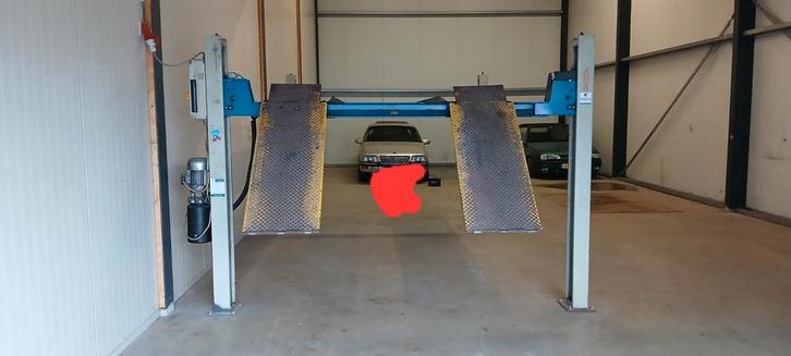 Ravaglioli 4 koloms hefbrug 4500kg, Autos : Divers, Outils de voiture, Comme neuf, Enlèvement ou Envoi