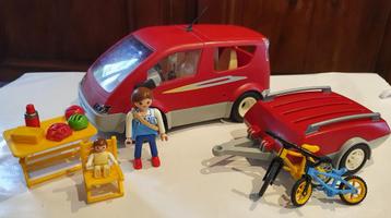 Monospace avec remorque playmobil