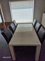 Wit gelakte Tafel en 6 lederen stoelen, Huis en Inrichting, Ophalen, Zo goed als nieuw