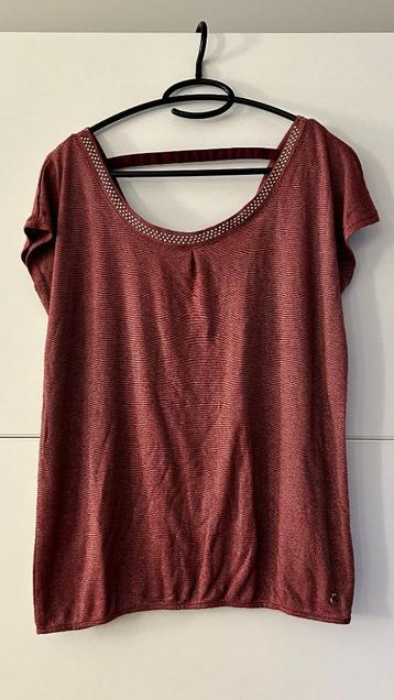 Lola & Liza bordeaux T-shirt met studs