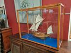 Tonijnvissersboot, Hobby en Vrije tijd, Modelbouw | Boten en Schepen, Zo goed als nieuw