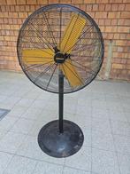 Ventilator op voetstuk (Stanley), Ophalen