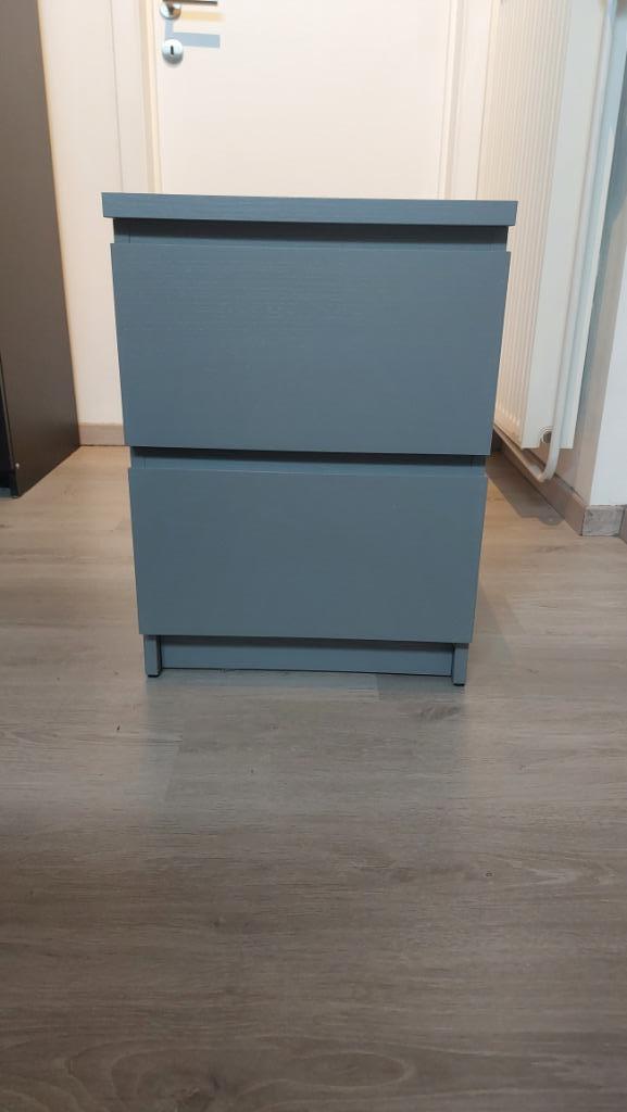 Nachtkastje, Huis en Inrichting, Slaapkamer | Nachtkastjes, Zo goed als nieuw, 55 tot 70 cm, Minder dan 45 cm, Hout, Ophalen