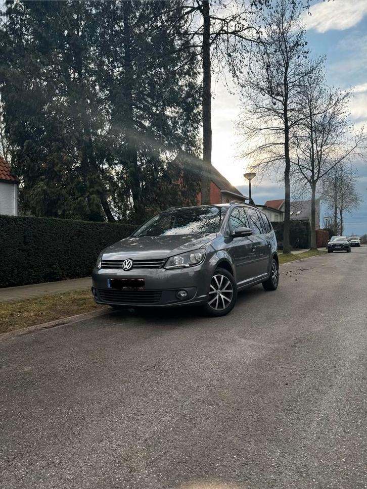 Volkswagen Touran Highline 2013, 7 PLACES ! !, Autos, Volkswagen, Particulier, Touran, ABS, Airbags, Air conditionné, Alarme, Bluetooth