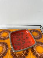 Schaal uit jaren 60, Ophalen, Zo goed als nieuw