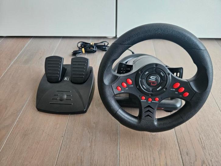 Racing stuurwiel en pedalen PS3, Xbox One, Switch, Pc, Games en Spelcomputers, Spelcomputers | Sony Consoles | Accessoires, Zo goed als nieuw