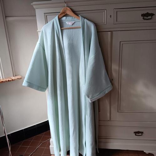 Heel mooie ochtendjas, Kleding | Dames, Pyjama's, Zo goed als nieuw, Maat 42/44 (L), Ophalen of Verzenden