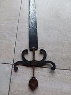 Épée en fer, Enlèvement