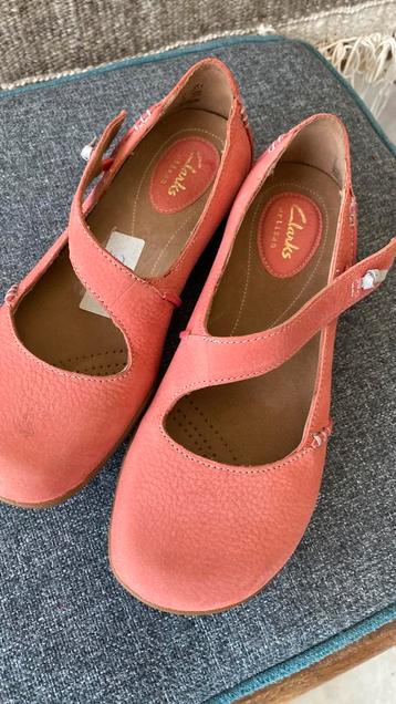 Koraalrose meisjesschornen - nieuw- maat 37 beschikbaar voor biedingen