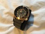 Uurwerk, Handtassen en Accessoires, Horloges | Heren, Polshorloge, Nieuw, Kunststof, Goud