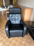 Relaxzetel ( elektrisch) zwart leder, Ophalen, Gebruikt, 50 tot 75 cm, Leer
