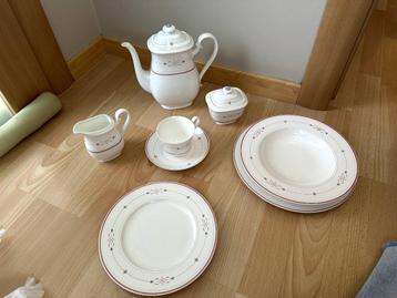 Prachtig servies Villeroy and Boch in nieuwstaat beschikbaar voor biedingen