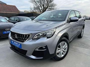 Peugeot 5008 1.2i PURETECH 7 ZIT NAVIGATIE CARPLAY PDC beschikbaar voor biedingen