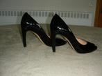 Zwarte open schoenen in lakleer, Buffalo, maat 38, Kleding | Dames, Schoenen, Zwart, Ophalen of Verzenden, Zo goed als nieuw, Schoenen met hoge hakken