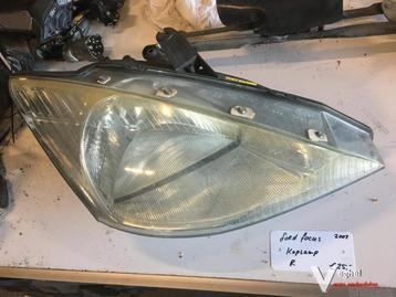 Ford Focus 2001 Koplamp Rechts beschikbaar voor biedingen