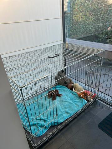 Hondenbench beschikbaar voor biedingen