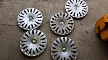 Wieldeksels volkswagen passat of andere beschikbaar voor biedingen