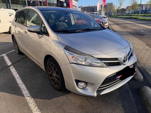 Toyota verso 1.6 diesel, Auto's, Toyota, Particulier, Verso, Achteruitrijcamera, Airbags, Airconditioning, Bluetooth, Centrale vergrendeling