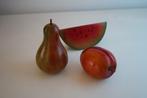 Houten fruit, drie stuks , antiek, Ophalen