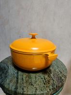 Le Creuset gietijzeren stoofpot Enzo Mari maat 23, Huis en Inrichting, Ophalen of Verzenden, Nieuw, Gietijzer