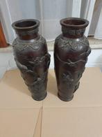 2 prachtige vazen gietijzer of misschien brons met vogels, Antiek en Kunst, Ophalen of Verzenden, Brons