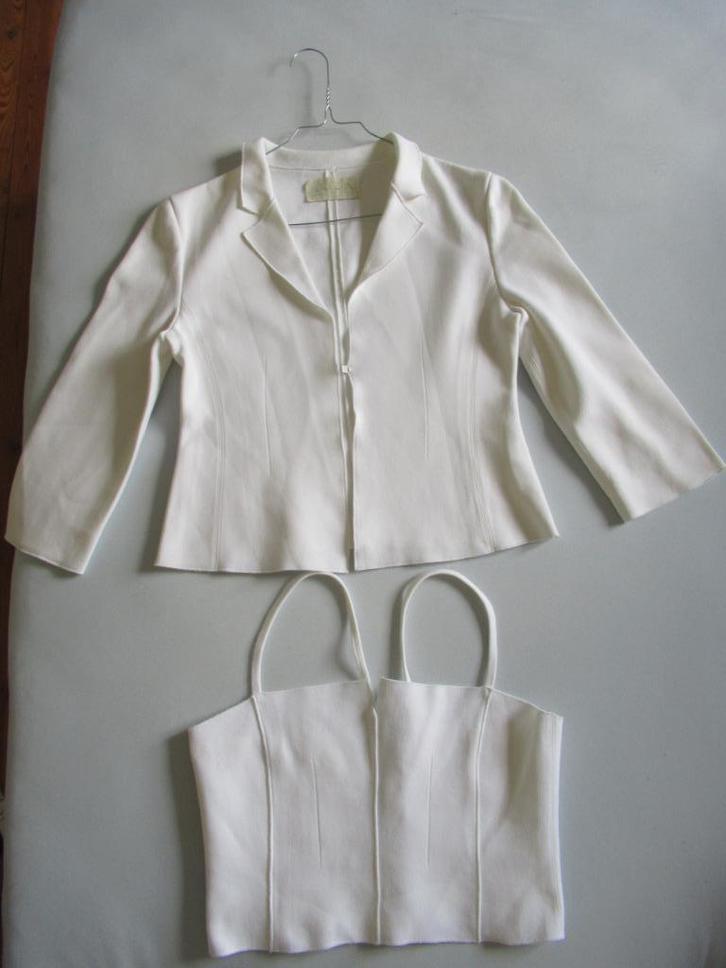 Witte top en korte jas van Krizia, Kleding | Dames, Topjes, Gedragen, Maat 38/40 (M), Wit, Korte mouw, Ophalen of Verzenden