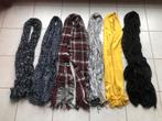 Extra lange sjaals. L  2m Dringend weg. Kies uit 0.5€/stuk, Ophalen of Verzenden, Zo goed als nieuw