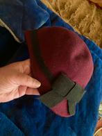 Bordeaux-zwarte hoed in vilt, Kleding | Dames, One size fits all, Geen, Ophalen of Verzenden, Hoed