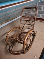 Rotan schommelstoel, Huis en Inrichting, Stoelen, Ophalen