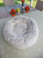 Een mooi nieuw rond honden of poezen mandje 65 cm door snede, Dieren en Toebehoren, Hondenmanden, Ophalen, Nieuw, Katoen