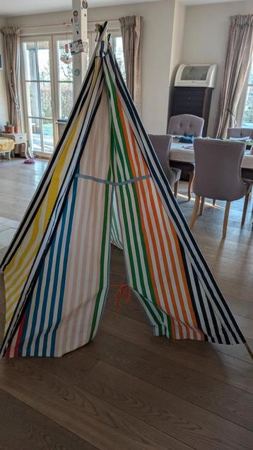 Fleurige tipi tent - groot! beschikbaar voor biedingen