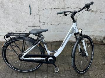 Giant Ultimo 2 in nieuwstaat - Kleur wit beschikbaar voor biedingen