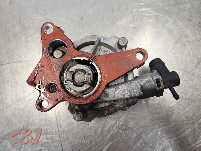 Vacuumpomp (Diesel) van een Opel Vivaro, Auto-onderdelen, Motor en Toebehoren, Opel, Gebruikt, 3 maanden garantie, Ophalen of Verzenden