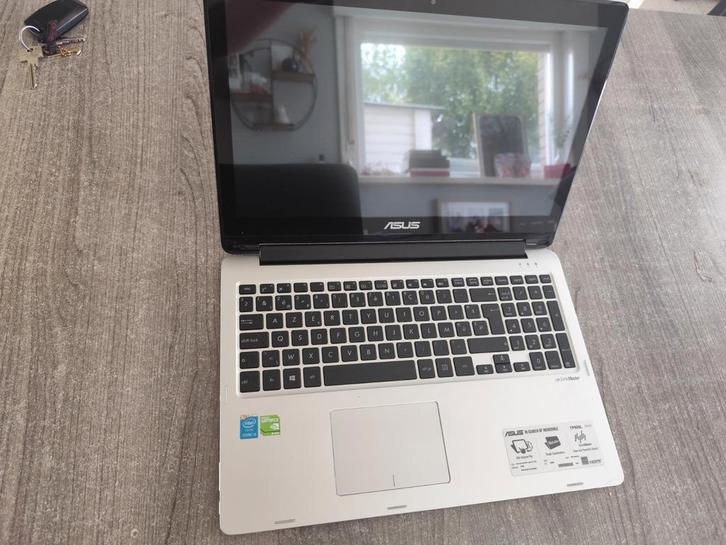 Asus 15inch touchscreen laptop Intel/SSD/8gb, Computers en Software, Windows Laptops, Zo goed als nieuw, SSD, Ophalen of Verzenden