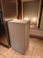 Nette zware kast/hout/glas 2 deuren 2liggers, Huis en Inrichting, Kasten | Roldeurkasten en Archiefkasten, Ophalen of Verzenden