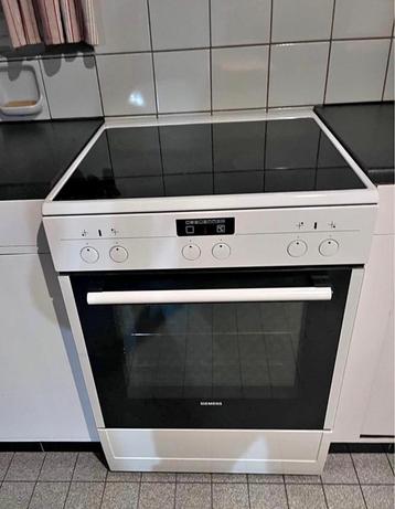 Siemens fornuis beschikbaar voor biedingen