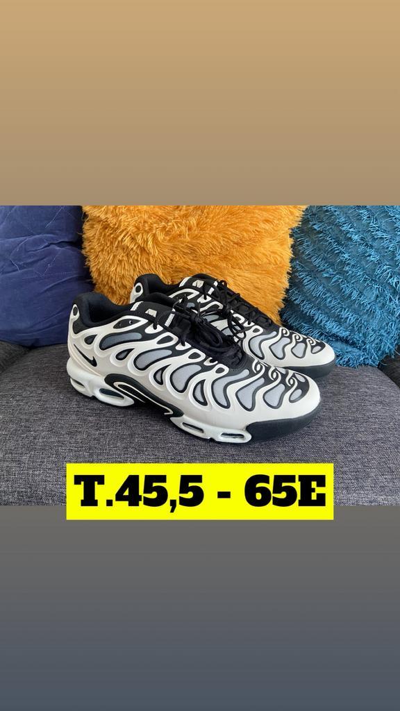 Nike gloednieuw authentiek, Kleding | Heren, Schoenen, Nieuw, Sneakers, Overige kleuren, Ophalen of Verzenden