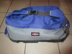 EASTPAK duffel bag plunjezak, Handtassen en Accessoires, Tassen | Rugtassen, 40 cm of meer, Gebruikt, 30 tot 45 cm, Eastpak