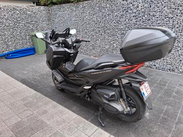 honda forza 350 bwj 10/2024 met 4800km beschikbaar voor biedingen